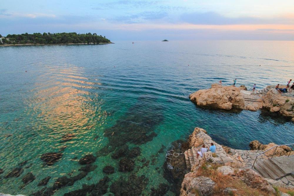 Rovinj City Studios Екстер'єр фото